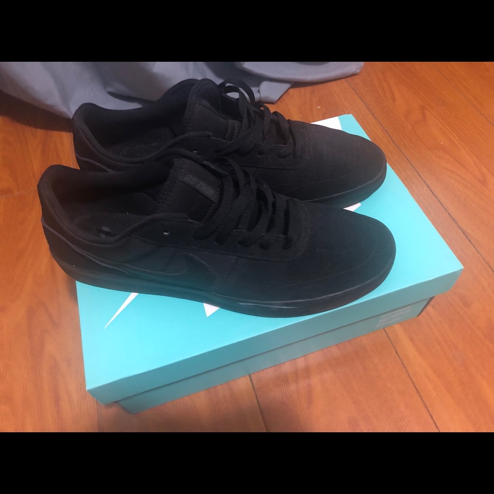 Men’s Nike SB black shoes size 12